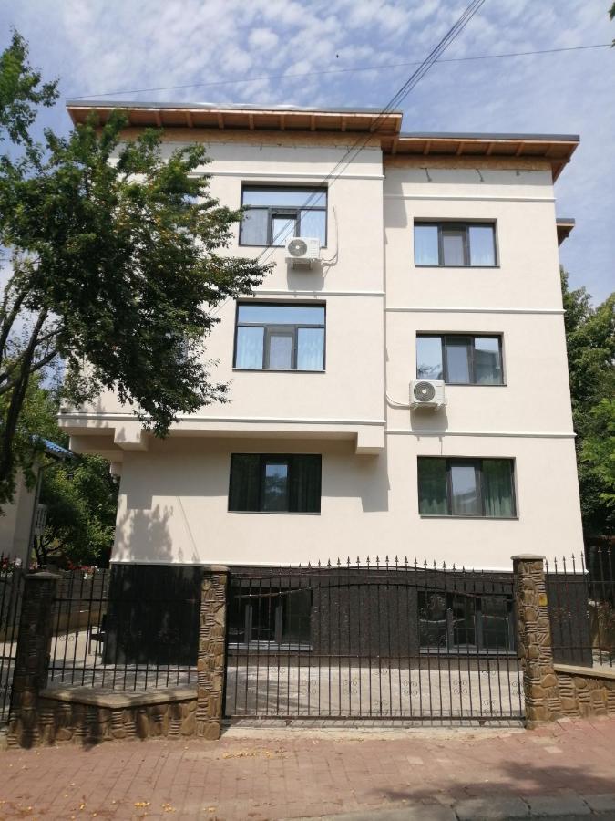 Mathias Luxury Apartments Iasi Exterior foto
