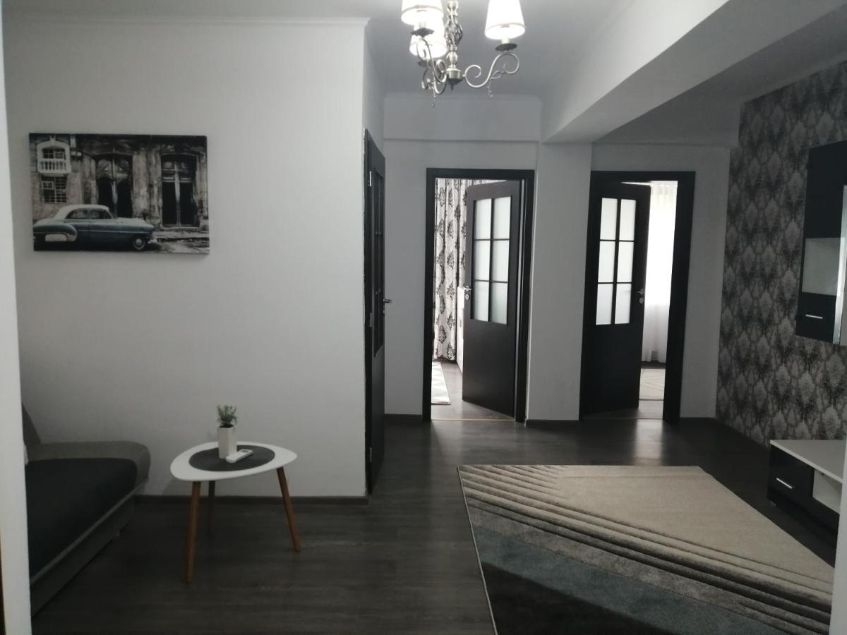 Mathias Luxury Apartments Iasi Exterior foto